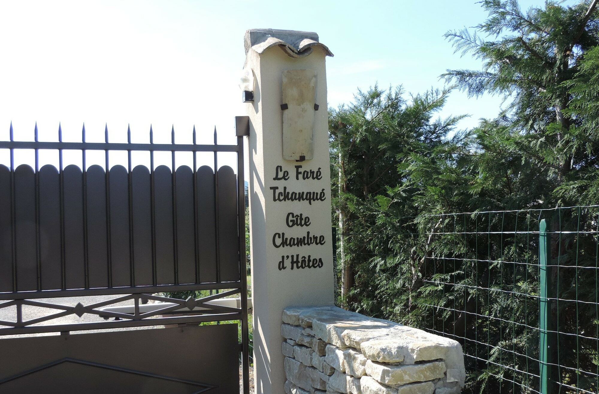 Le Faré Tchanqué Chambre d’hôtes Référence Acomodação com café da manhã Clavaillan Exterior foto